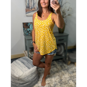 "Ditsy Daisy" Sexy Ditsy Floral Floaty Scoop Neck Summer Sleeveless Tank Top Yellow