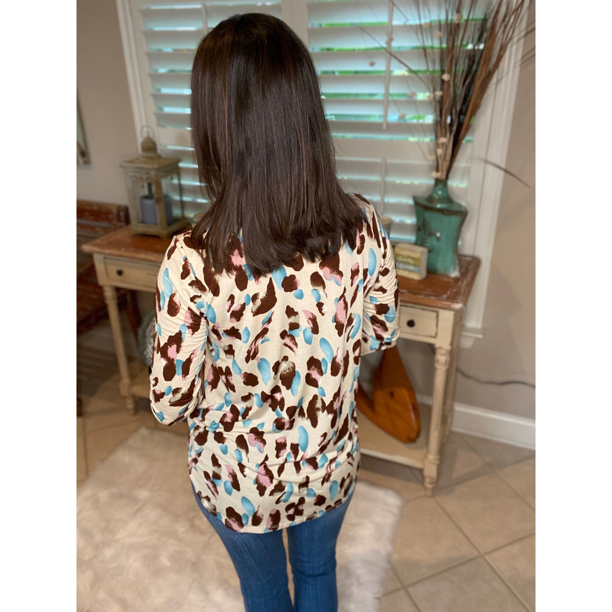 “Too Good To Be True” Leopard Print V Neck Quarter Sleeve Round Bottom Floaty Taupe Pink