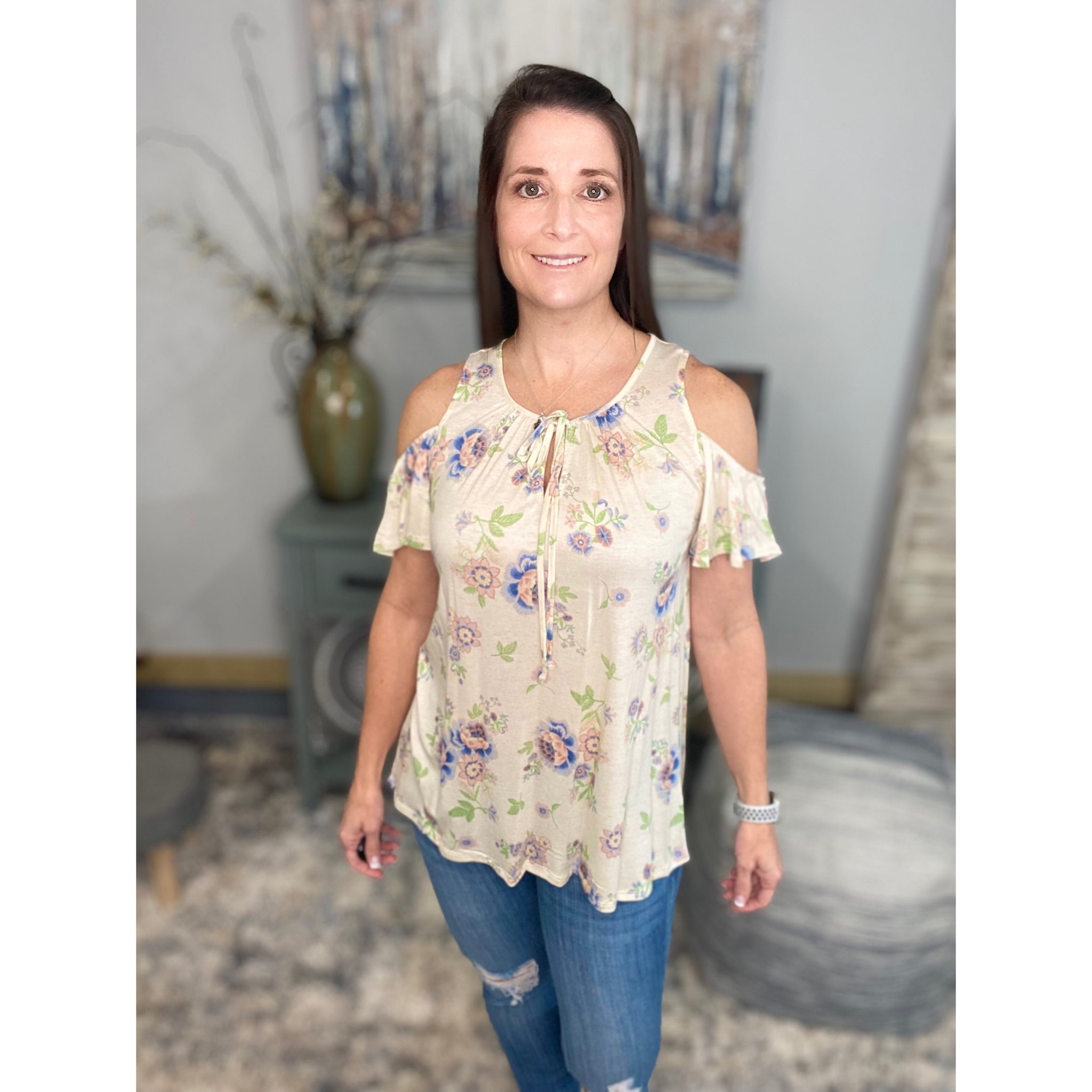 "Good Life" Floral Cold Shoulder Cutout Tie Flutter Sleeve Round Tie Neck Top Ivory
