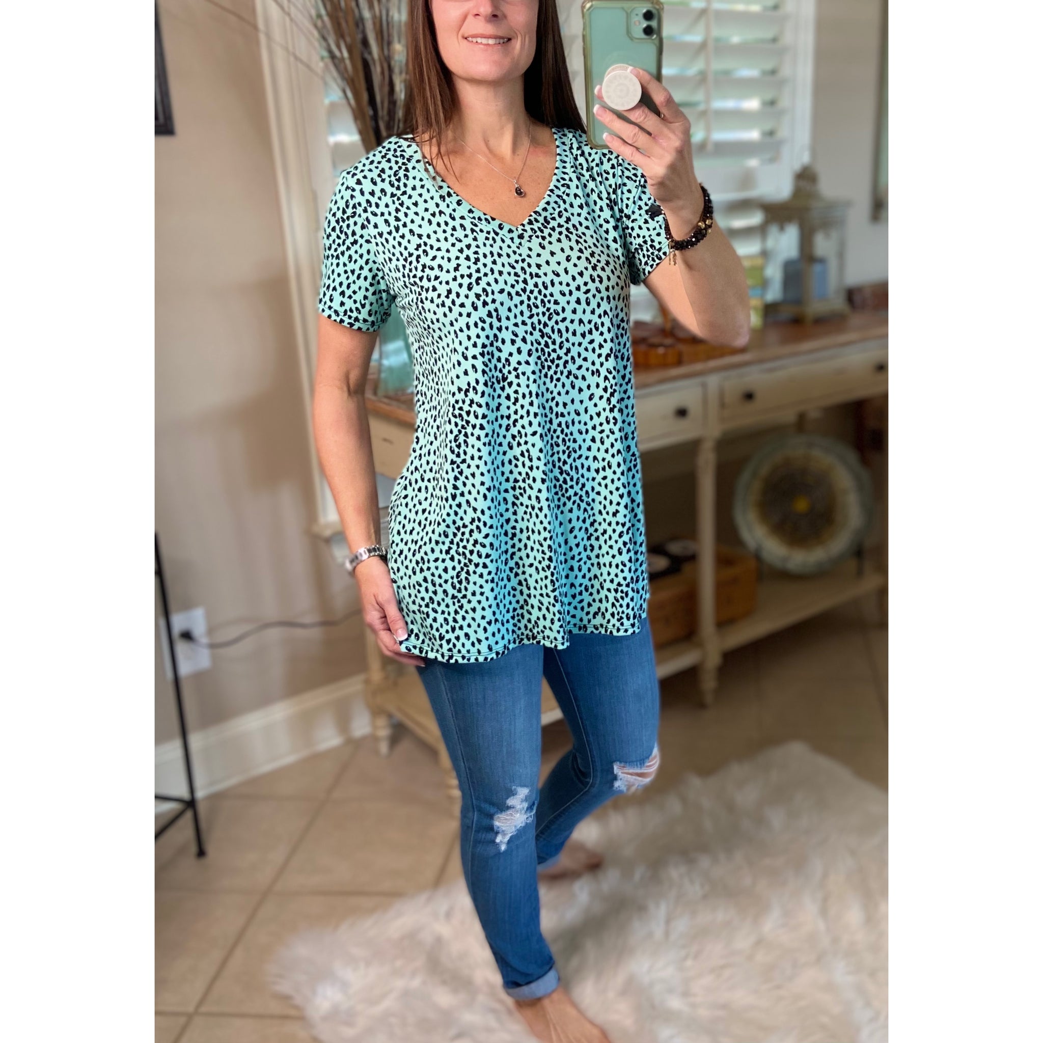 “Up Is The Only Way” Leopard Short Sleeve V-Neck Bottom Floaty Top Mint Black S/M/L