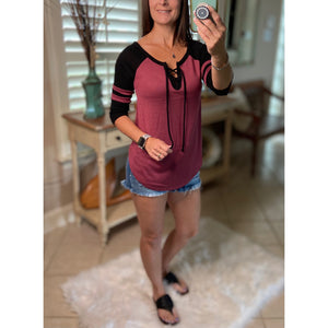 “Game Changer” Sporty 3/4 Sleeve Lace Up V-Neck Raglan Jersey Sporty Stretch Shirt Maroon