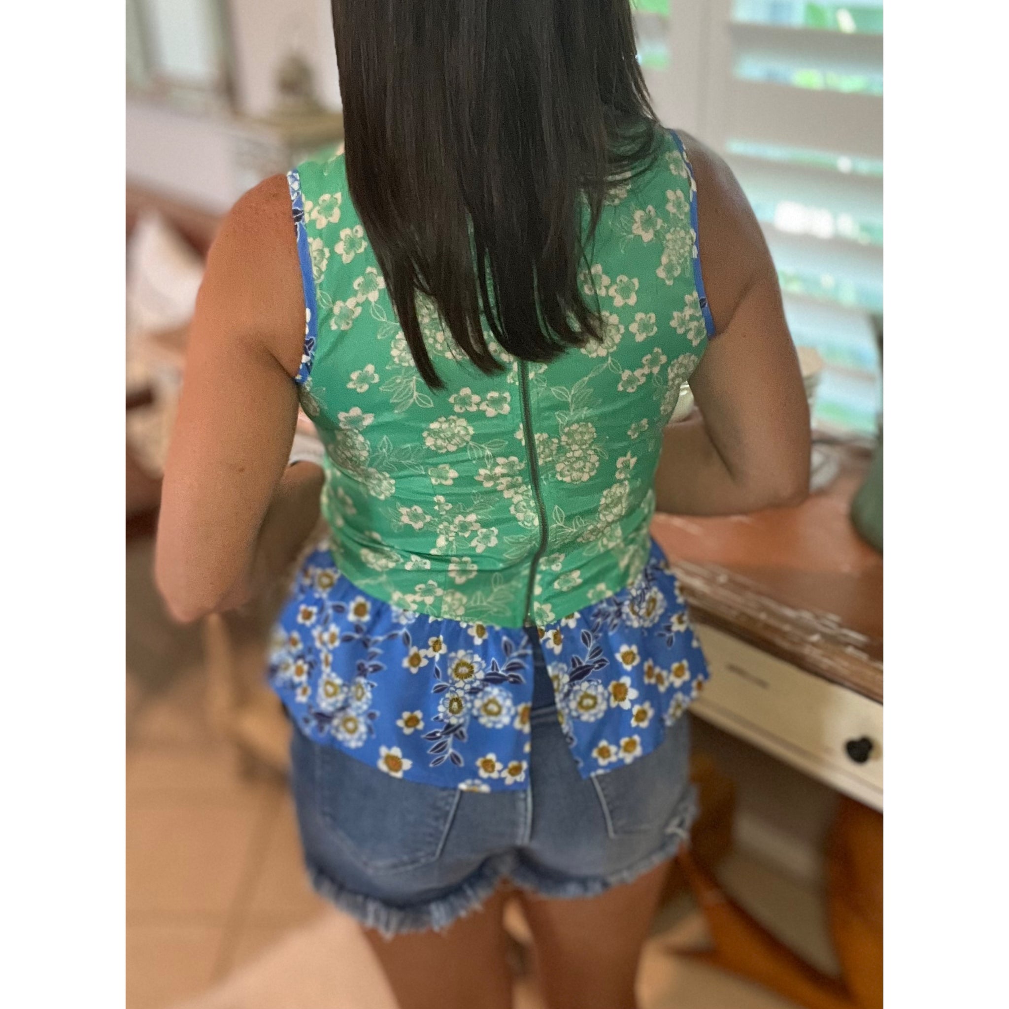 Floral Peplum V-Neck Sleeveless Ruched Babydoll Top Blue Green S/M/L