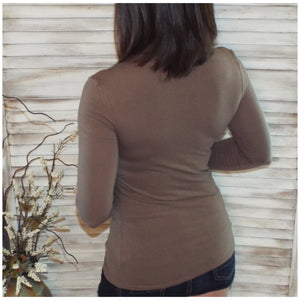 “Easygoing” Slimming V-Neck Low Cut L/S Tissue Basic Baby Shirt Top Mocha