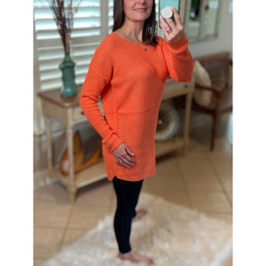 “Undone” Waffle Hi-Low Rounded Hem Long Sleeve Round Neck Tunic Sweater Coral