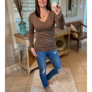 “Easygoing” Slimming V-Neck Low Cut L/S Tissue Basic Baby Shirt Top Mocha