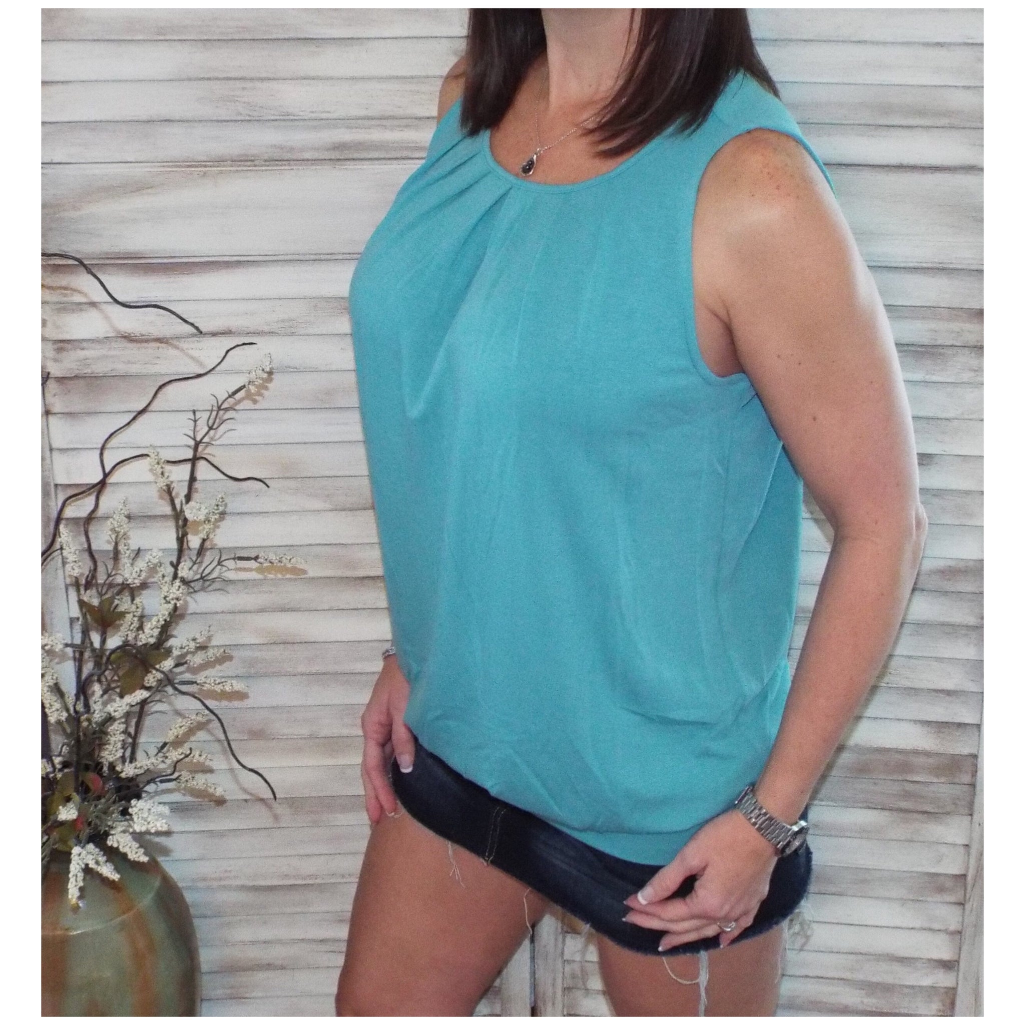 Very Sexy Pleated Scoop Neck Sleeveless Halter Banded Tank Cami Top Mint S/M/L/XL