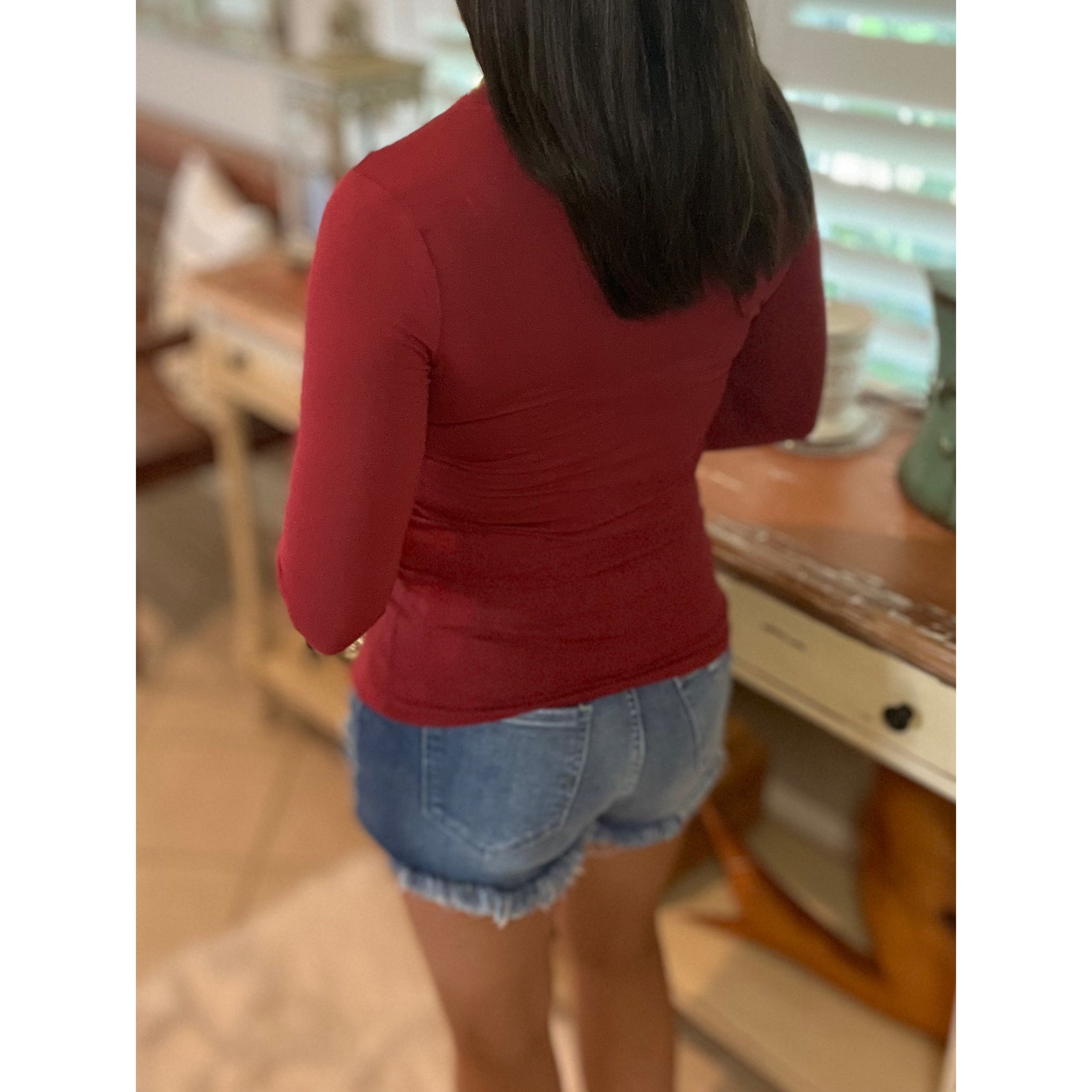 “Easygoing” Slimming Scoop Neck Low Cut L/S Tissue Basic Baby Shirt Top Deep Rust S/M/L