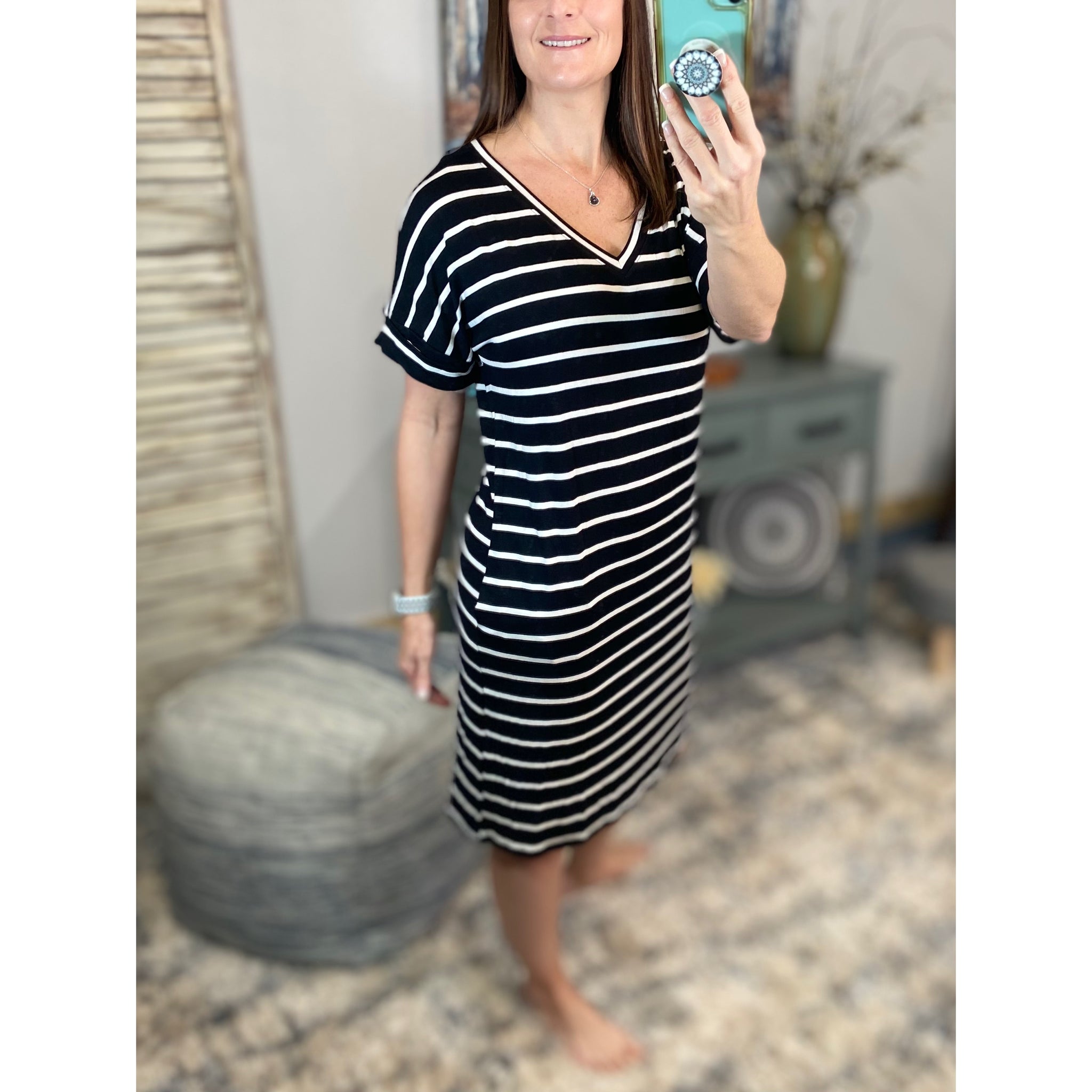 "Think Out The Box" Boxy V-Neck Striped Rolled Cuff Sleeve Pocket Summer Tee Shirt Dress Black S/M/L/XL